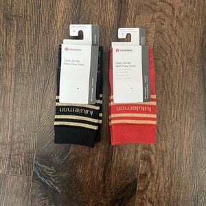 lululemon  Mid-Crew Socks - holiday